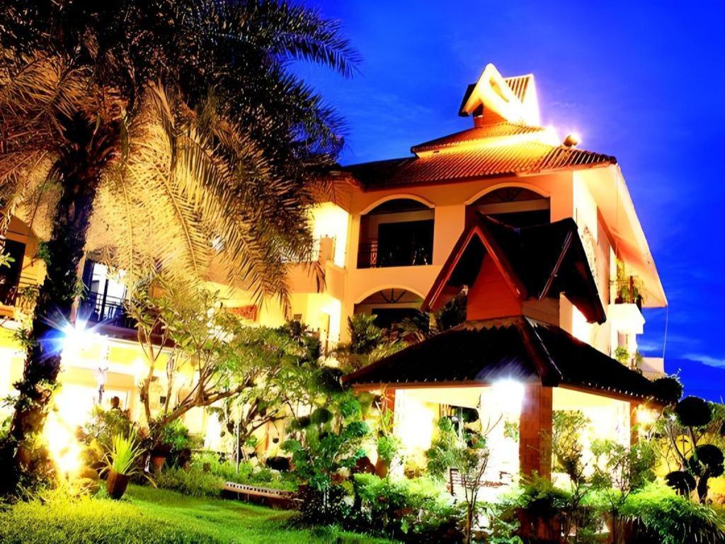 Phoomthai Garden Hotel Phrae Exterior foto