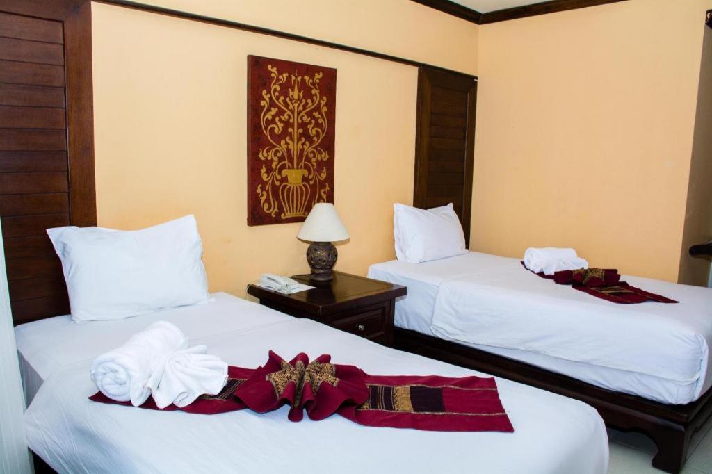 Phoomthai Garden Hotel Phrae Exterior foto