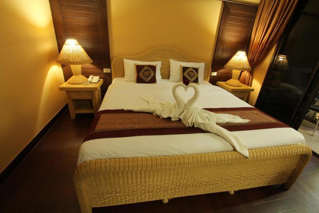 Phoomthai Garden Hotel Phrae Exterior foto