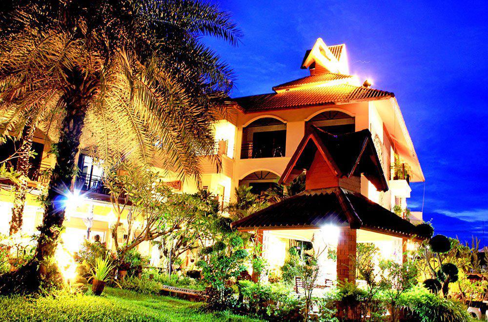 Phoomthai Garden Hotel Phrae Exterior foto